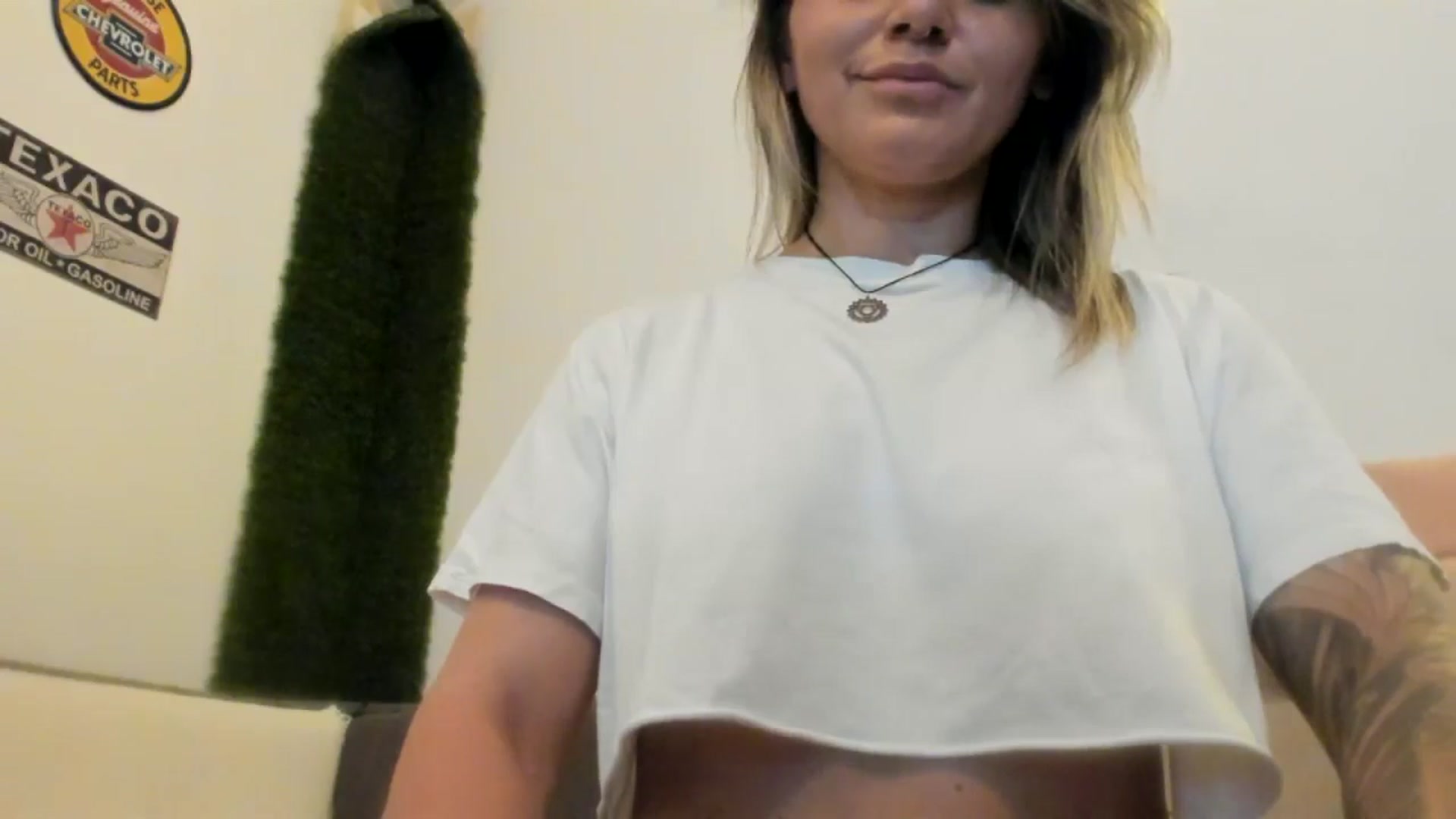 Gallery image thumbnail from PisuVamp_'s myfreecams stream on, 06/16/2024, 21:45 image 9 of 20