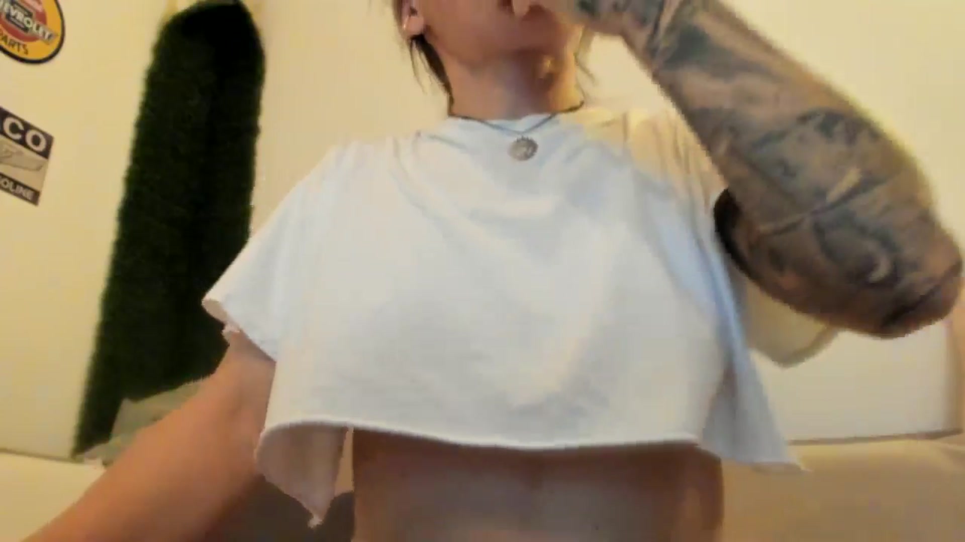 Gallery image thumbnail from PisuVamp_'s myfreecams stream on, 07/11/2024, 21:36 image 16 of 20
