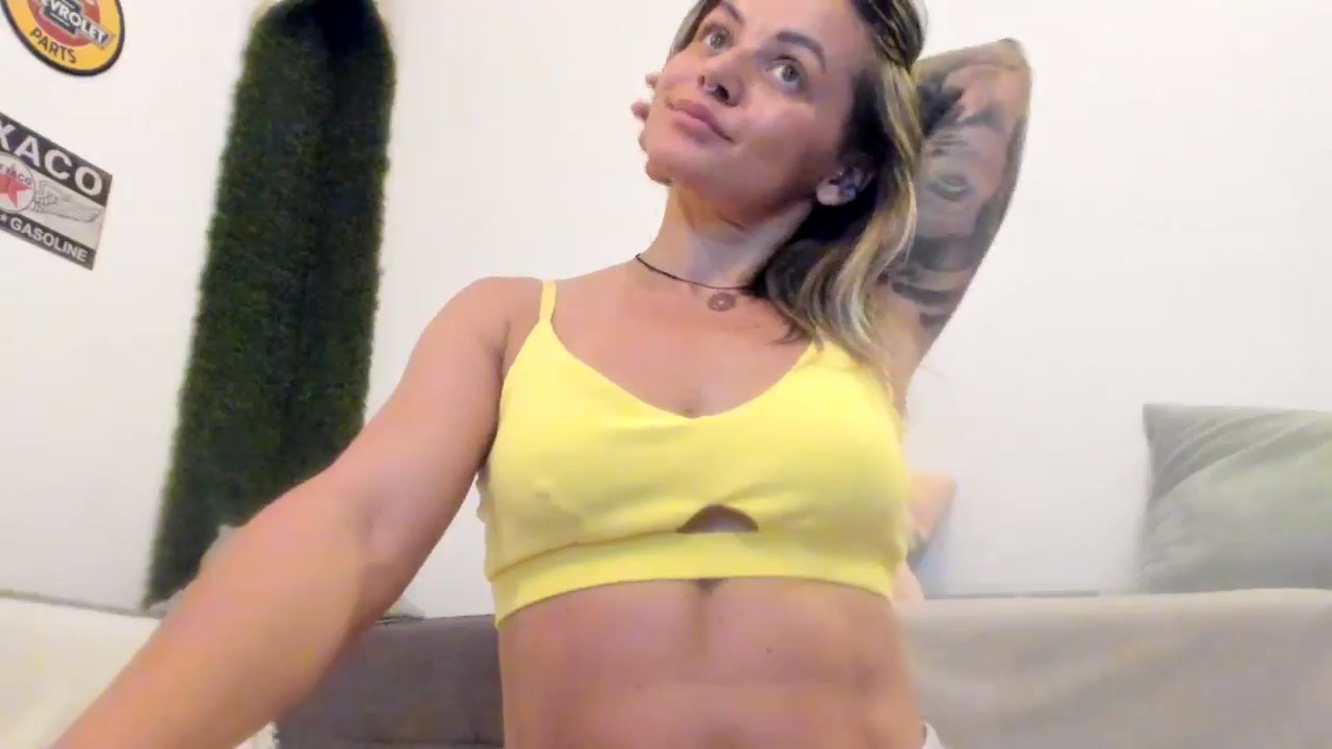 Gallery image thumbnail from PisuVamp_'s myfreecams stream on, 07/22/2024, 22:01 image 12 of 20