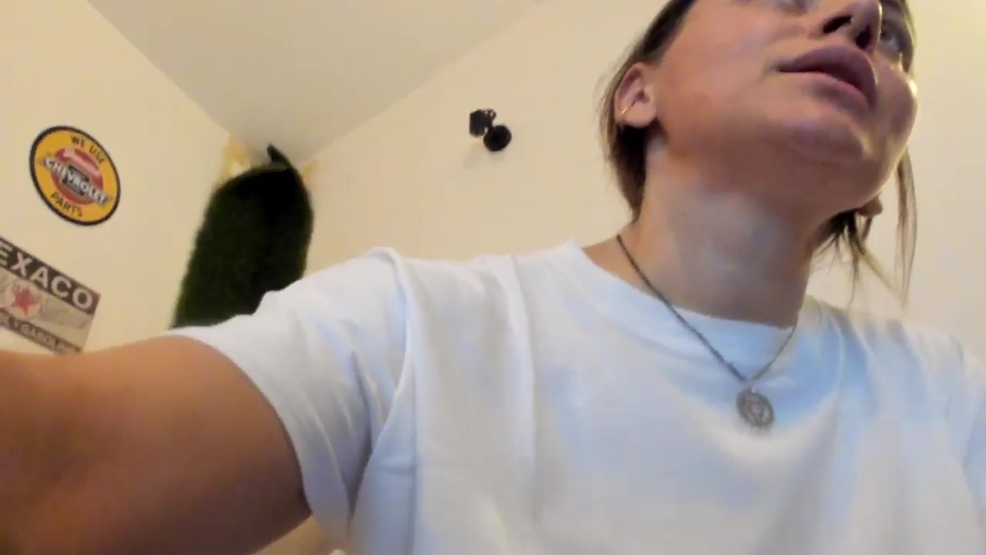 Gallery image thumbnail from PisuVamp_'s myfreecams stream on, 08/09/2024, 21:07 image 15 of 20
