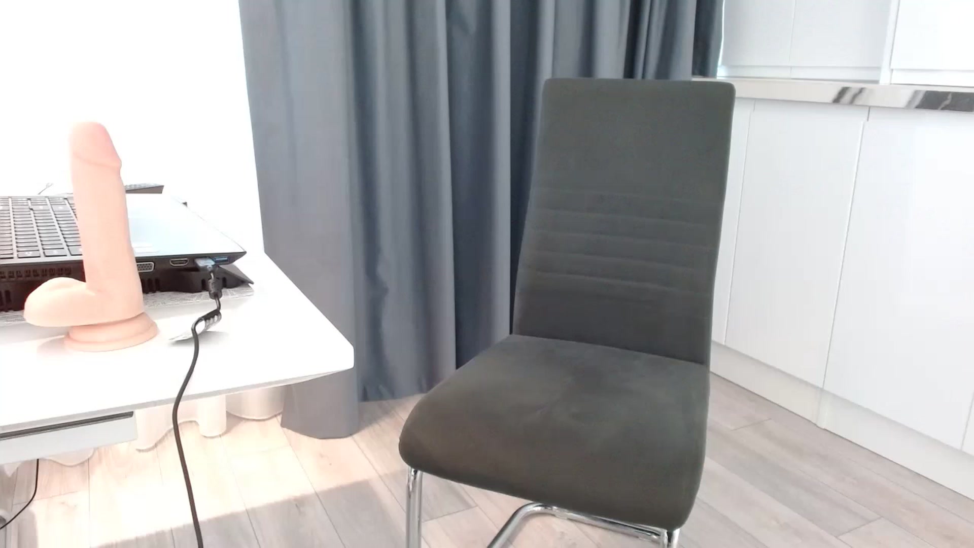 Gallery image thumbnail from PiumyMadWorld's myfreecams stream on, 07/02/2023, 16:48 image 20 of 20