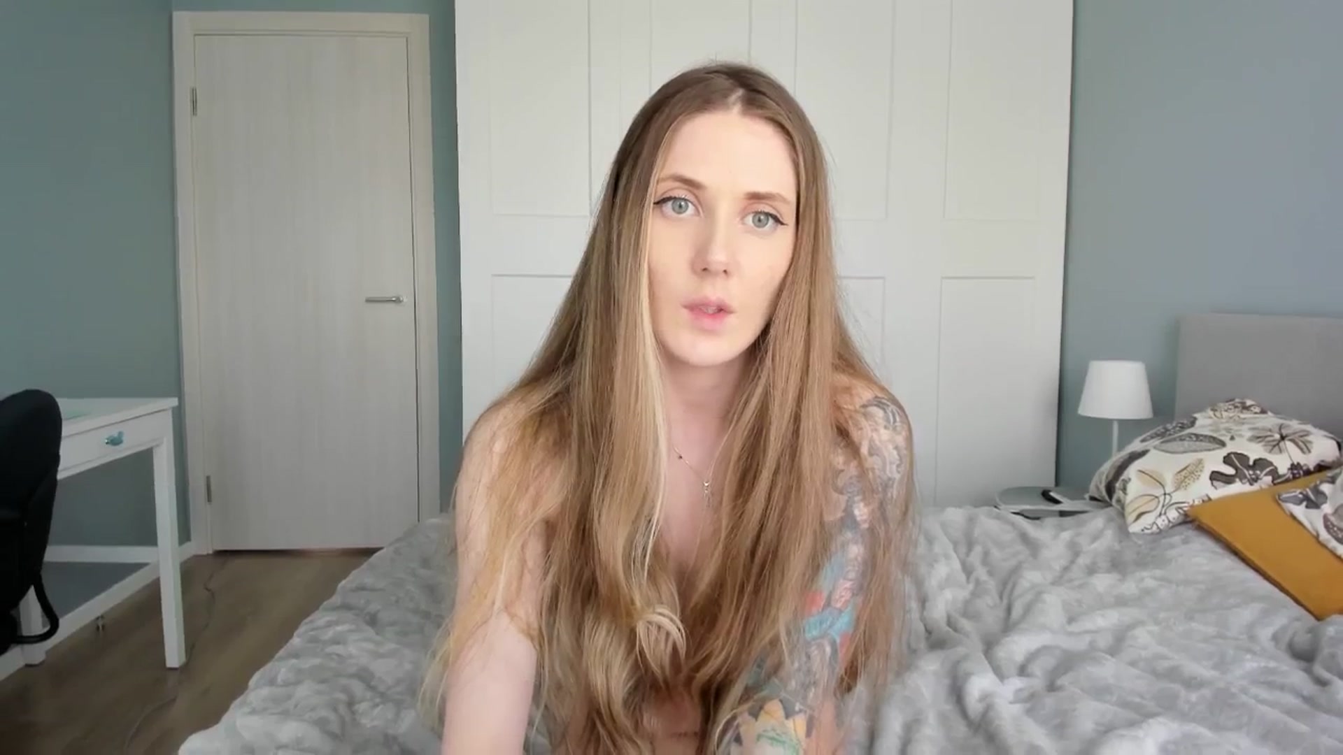 Gallery image thumbnail from Pixelss's myfreecams stream on, 08/17/2025, 11:08 image 18 of 20