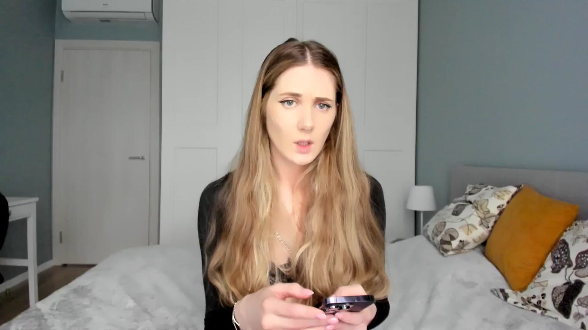 Gallery image thumbnail from Pixelss's myfreecams stream on, 08/23/2025, 06:36 image 1 of 20