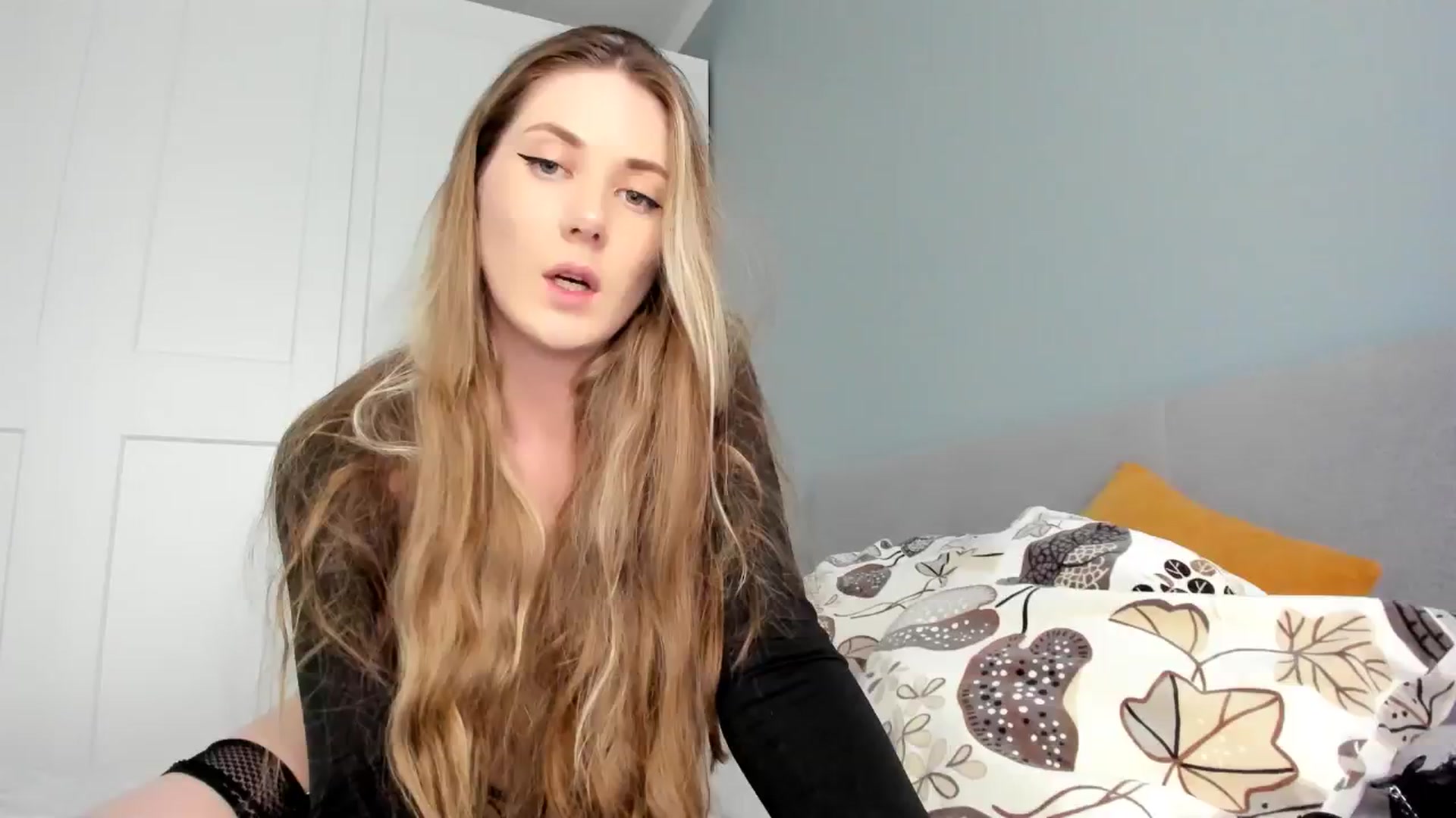 Gallery image thumbnail from Pixelss's myfreecams stream on, 08/23/2025, 07:31 image 19 of 20