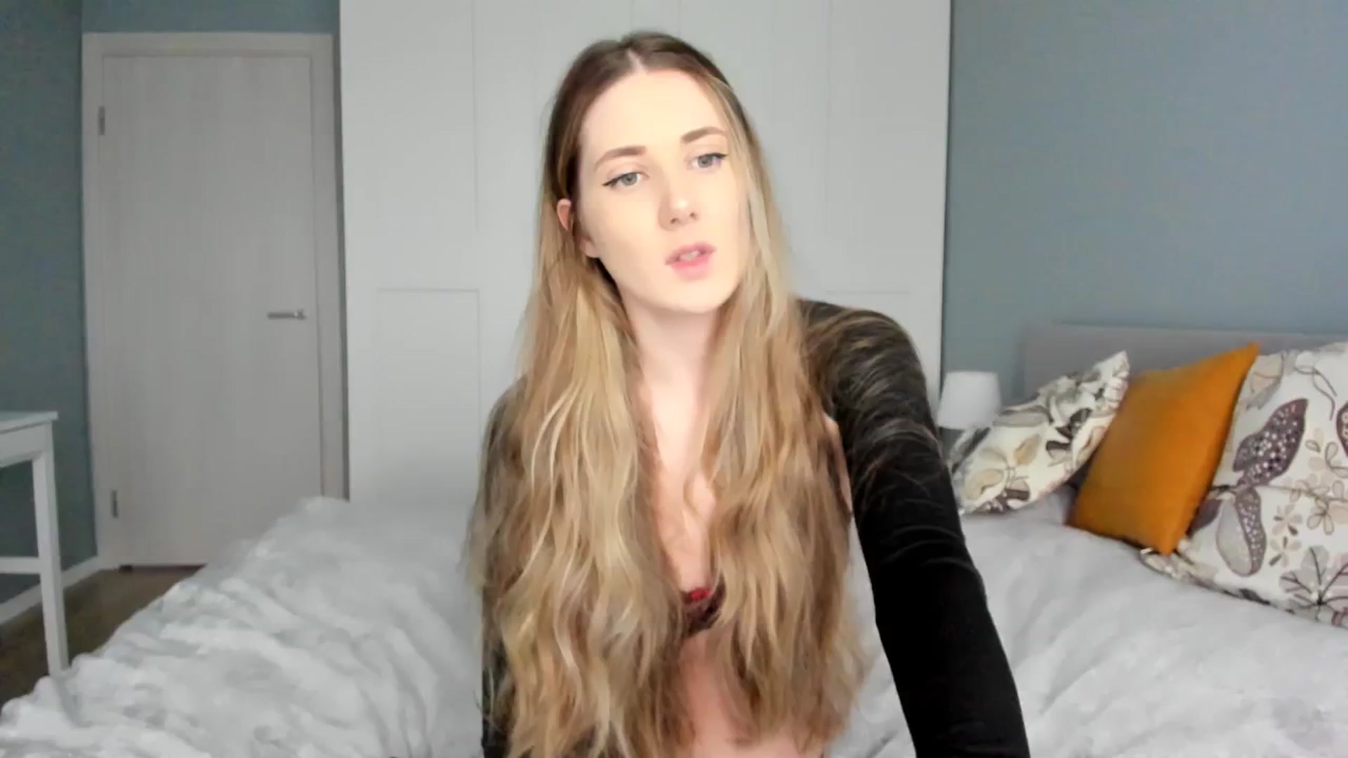 Gallery image thumbnail from Pixelss's myfreecams stream on, 09/20/2025, 07:00 image 3 of 20