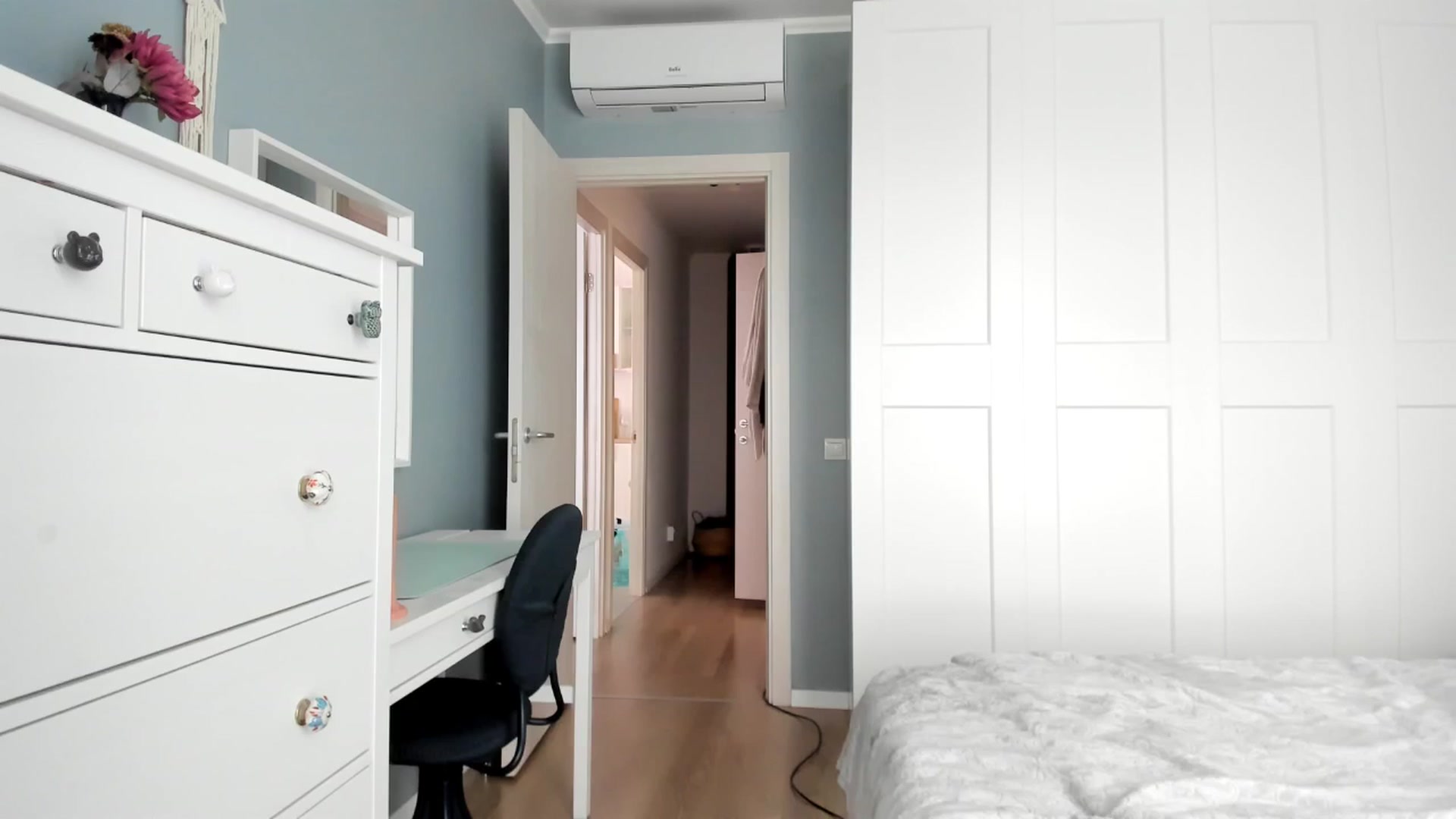 Gallery image thumbnail from Pixelss's myfreecams stream on, 09/28/2025, 09:14 image 20 of 20