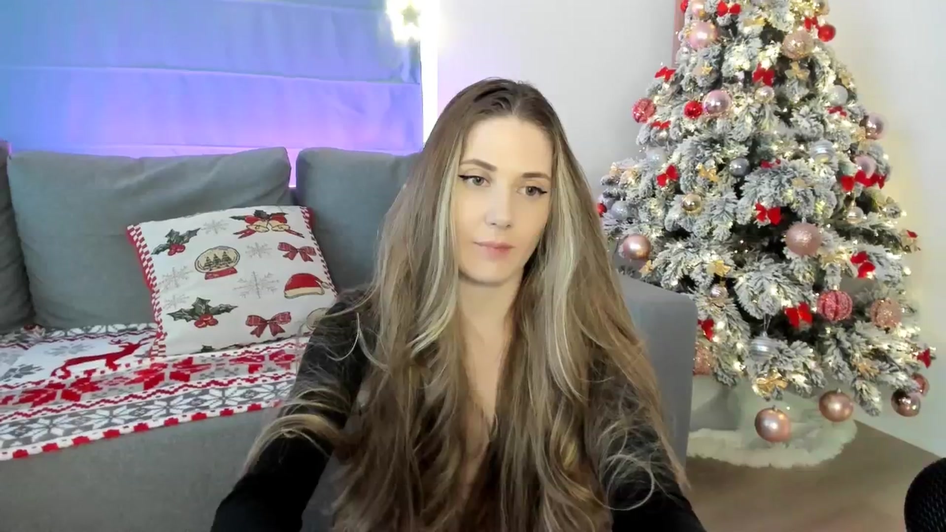 Gallery image thumbnail from Pixelss's myfreecams stream on, 12/14/2025, 08:20 image 18 of 20