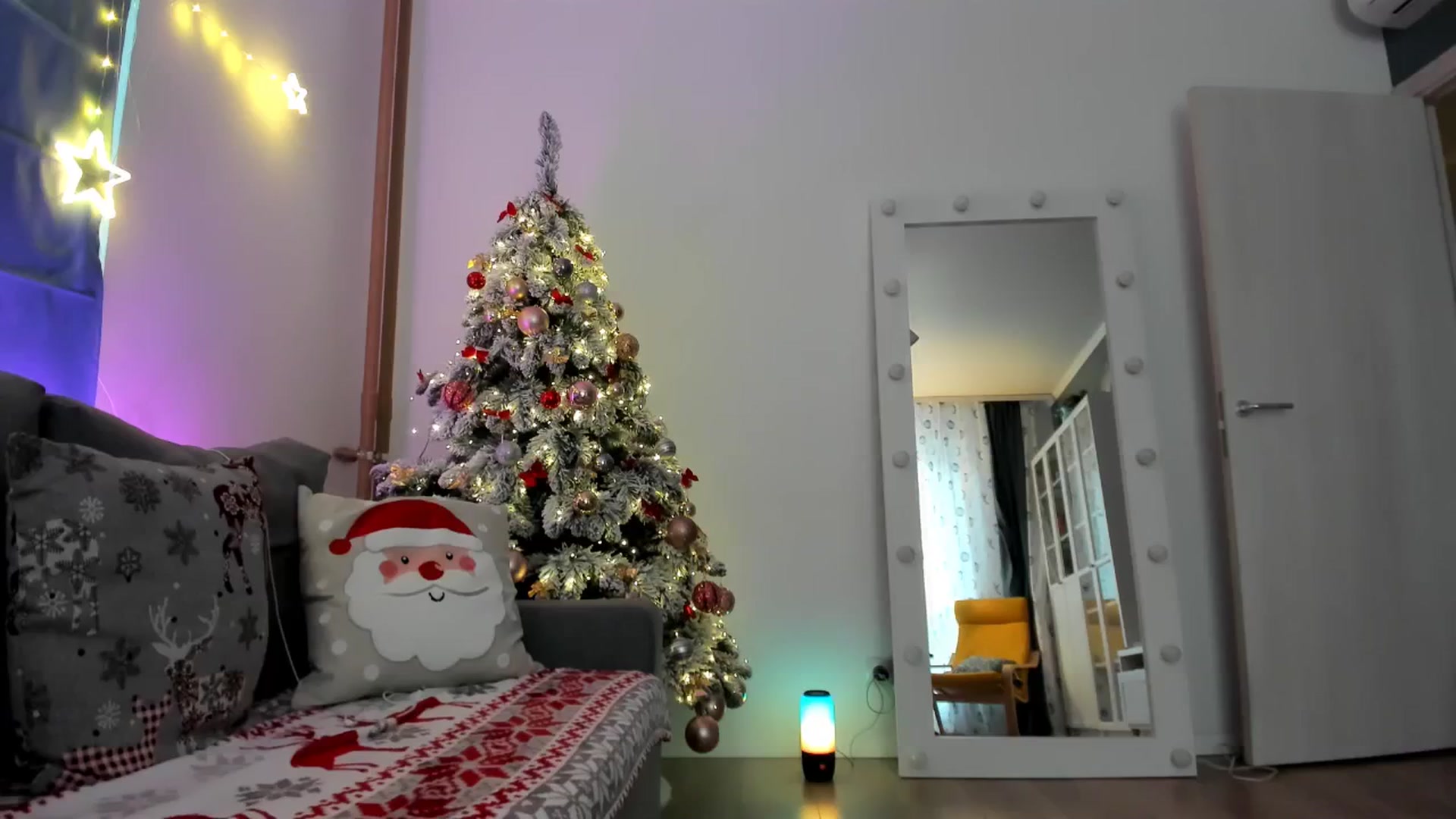 Gallery image thumbnail from Pixelss's myfreecams stream on, 12/20/2025, 12:30 image 7 of 20