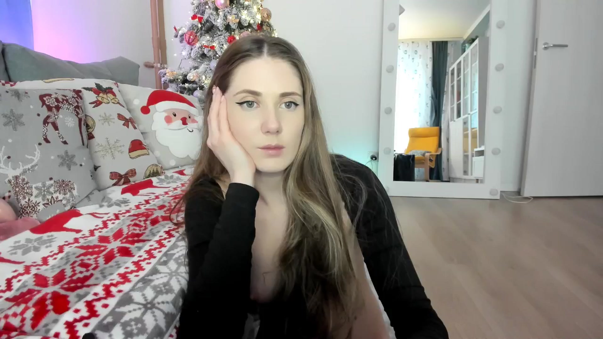 Gallery image thumbnail from Pixelss's myfreecams stream on, 12/21/2025, 09:14 image 18 of 20