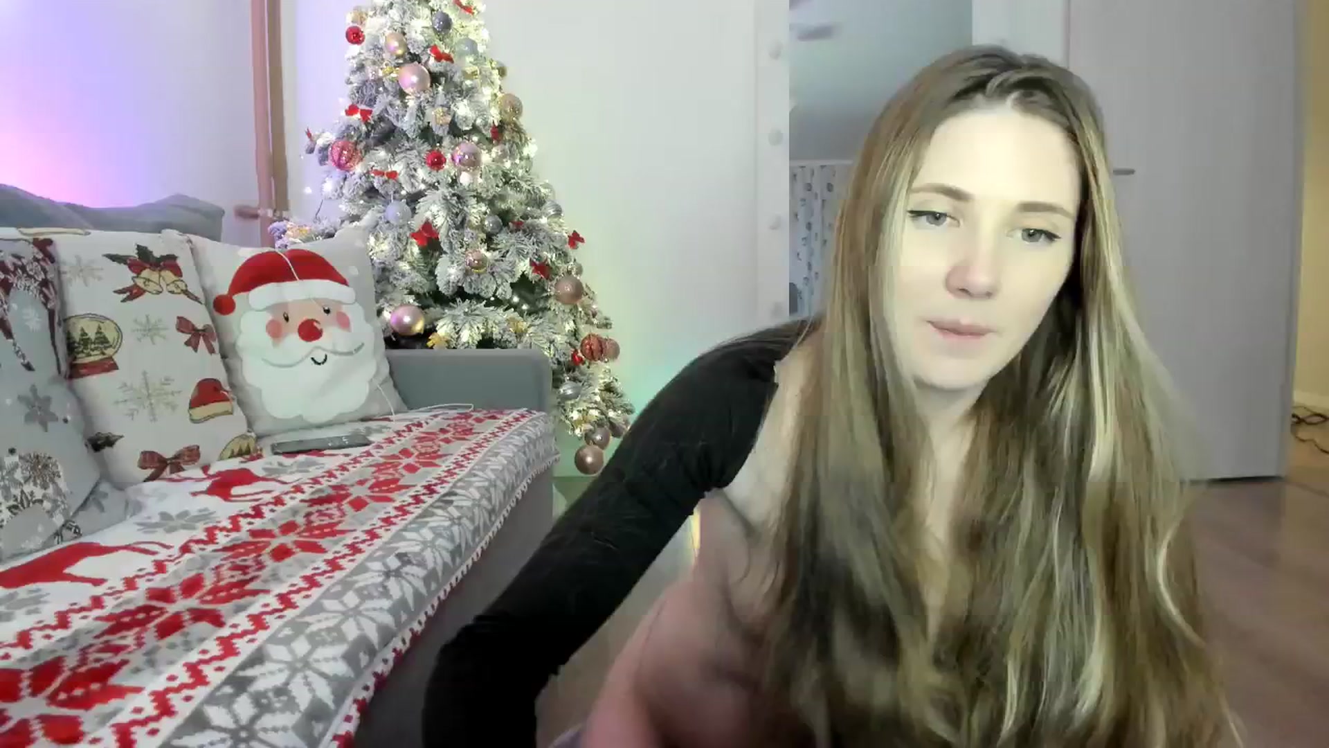 Gallery image thumbnail from Pixelss's myfreecams stream on, 12/21/2025, 14:35 image 1 of 20