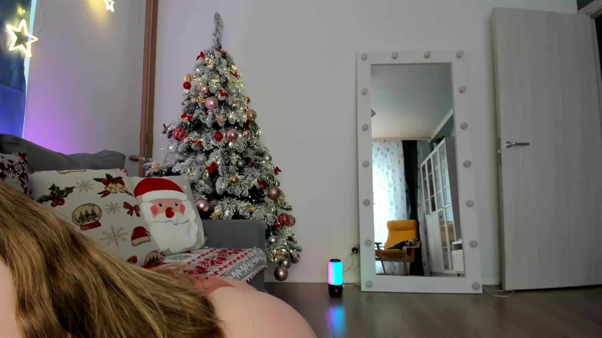 Gallery image thumbnail from Pixelss's myfreecams stream on, 12/22/2025, 09:44 image 19 of 20