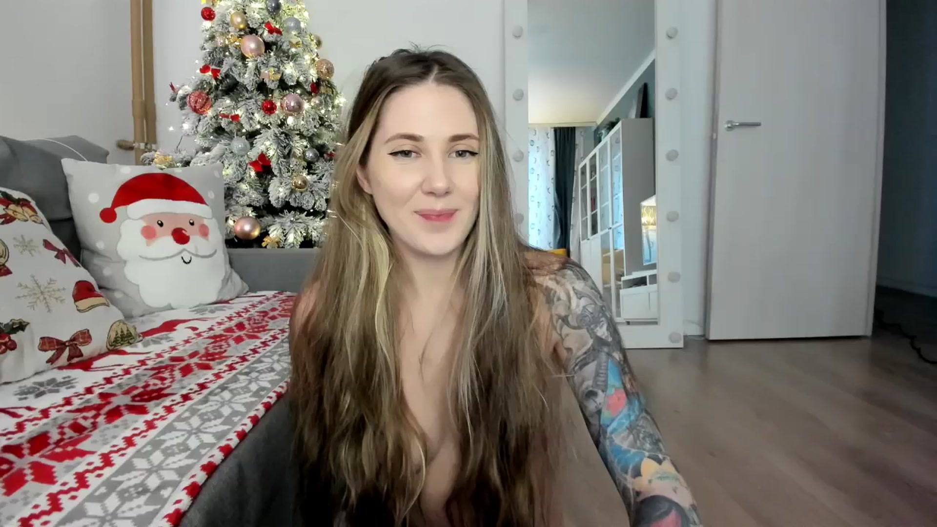 Gallery image thumbnail from Pixelss's myfreecams stream on, 12/25/2025, 09:54 image 9 of 20
