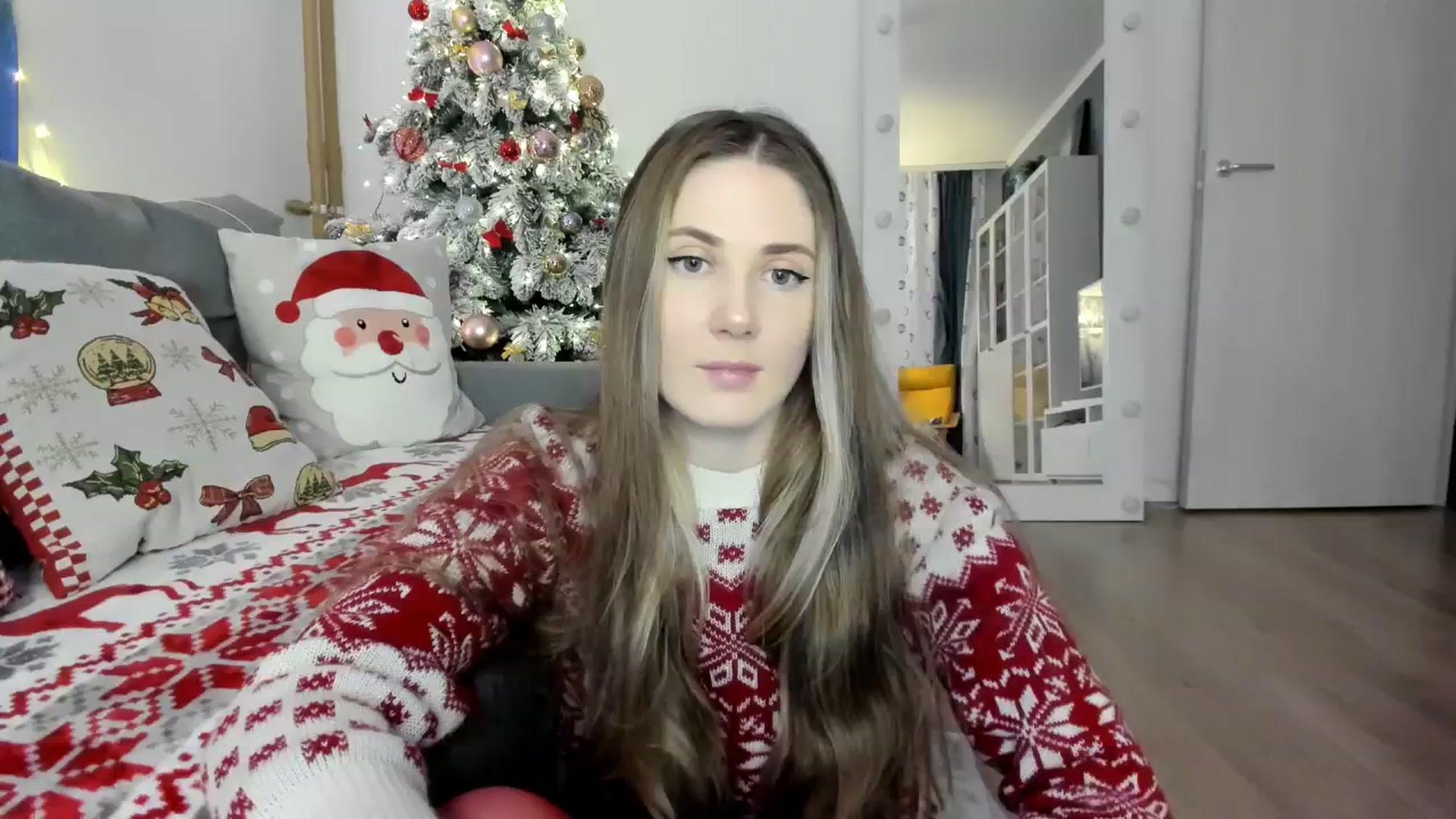 Gallery image thumbnail from Pixelss's myfreecams stream on, 12/25/2025, 09:54 image 1 of 20