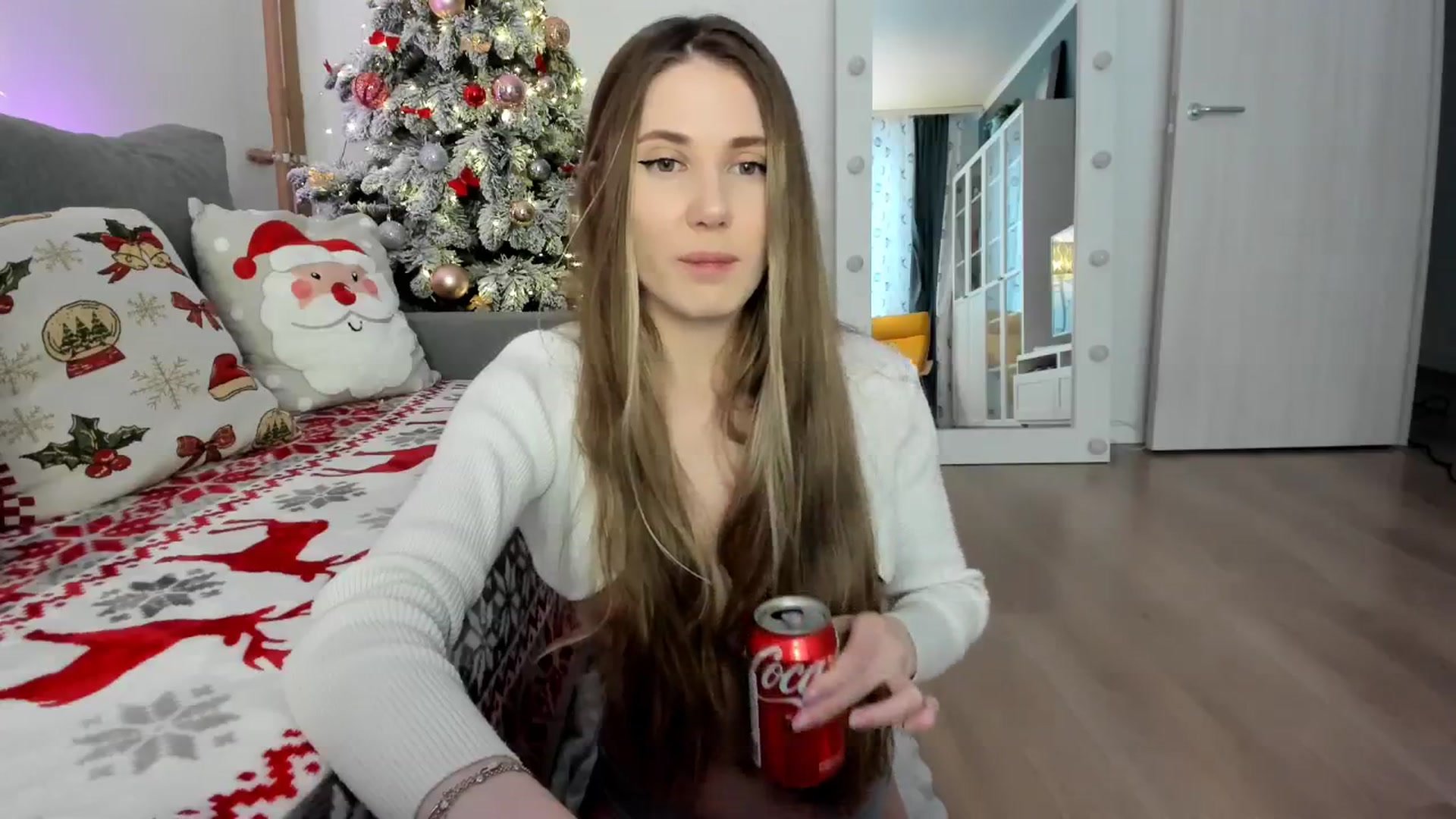 Gallery image thumbnail from Pixelss's myfreecams stream on, 12/31/2025, 08:41 image 10 of 20