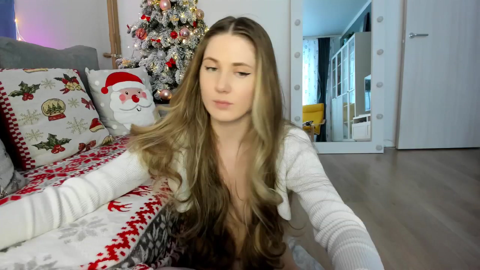 Gallery image thumbnail from Pixelss's myfreecams stream on, 01/01/2026, 09:06 image 14 of 20