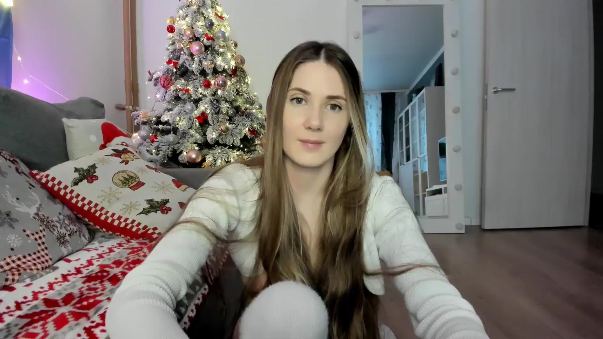 Gallery image thumbnail from Pixelss's myfreecams stream on, 01/06/2026, 07:31 image 9 of 20