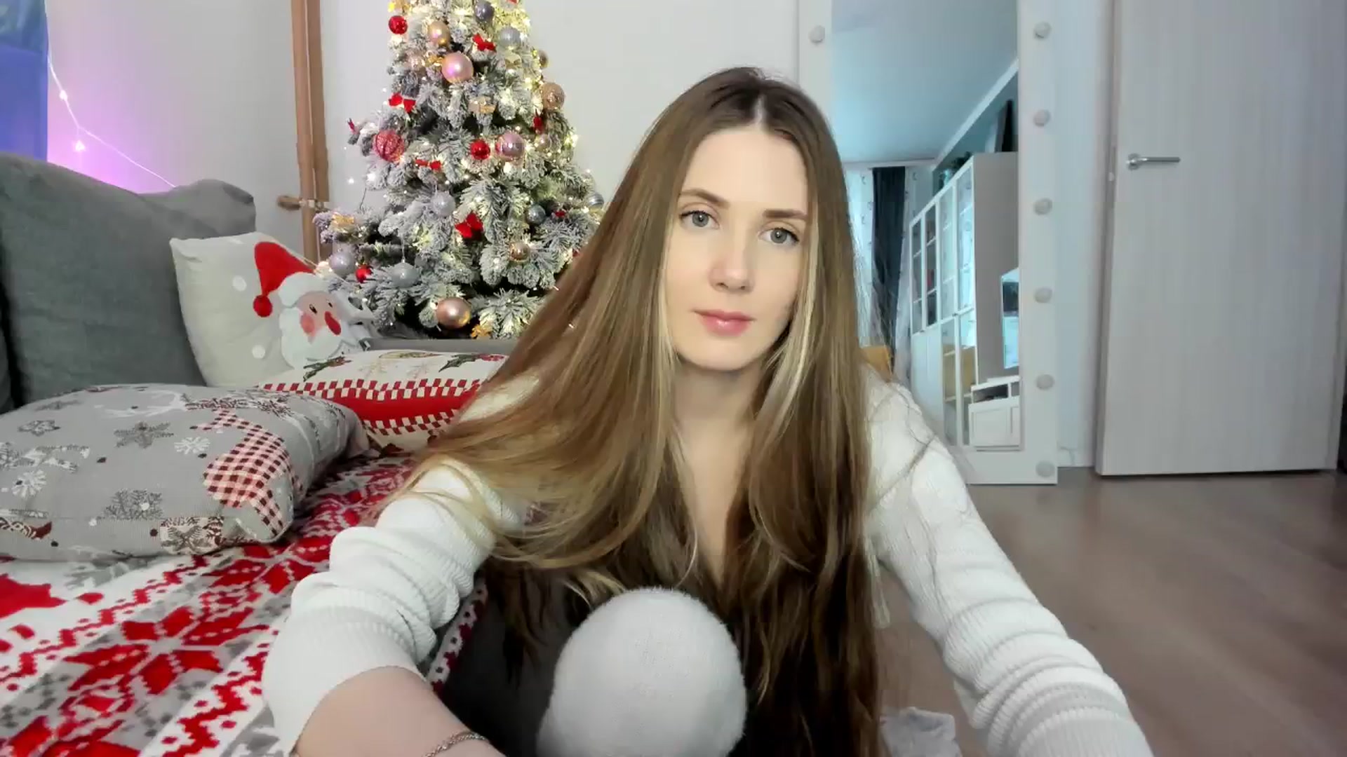 Gallery image thumbnail from Pixelss's myfreecams stream on, 01/06/2026, 07:31 image 15 of 20