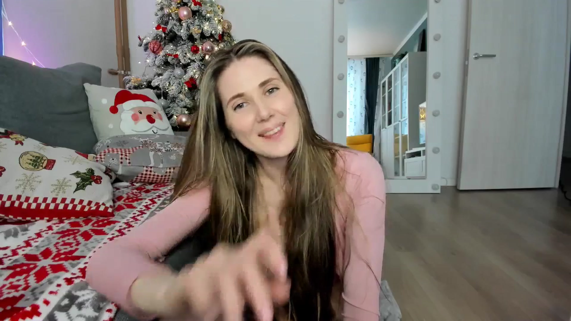 Gallery image thumbnail from Pixelss's myfreecams stream on, 01/10/2026, 10:10 image 18 of 20