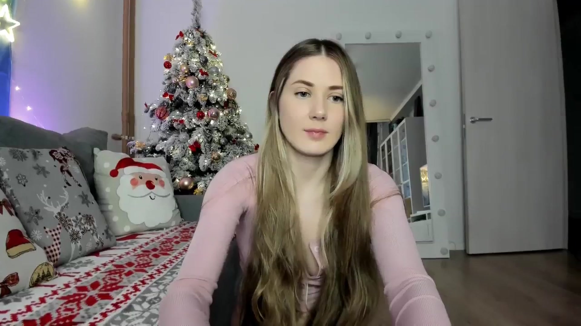 Gallery image thumbnail from Pixelss's myfreecams stream on, 01/11/2026, 07:29 image 8 of 20