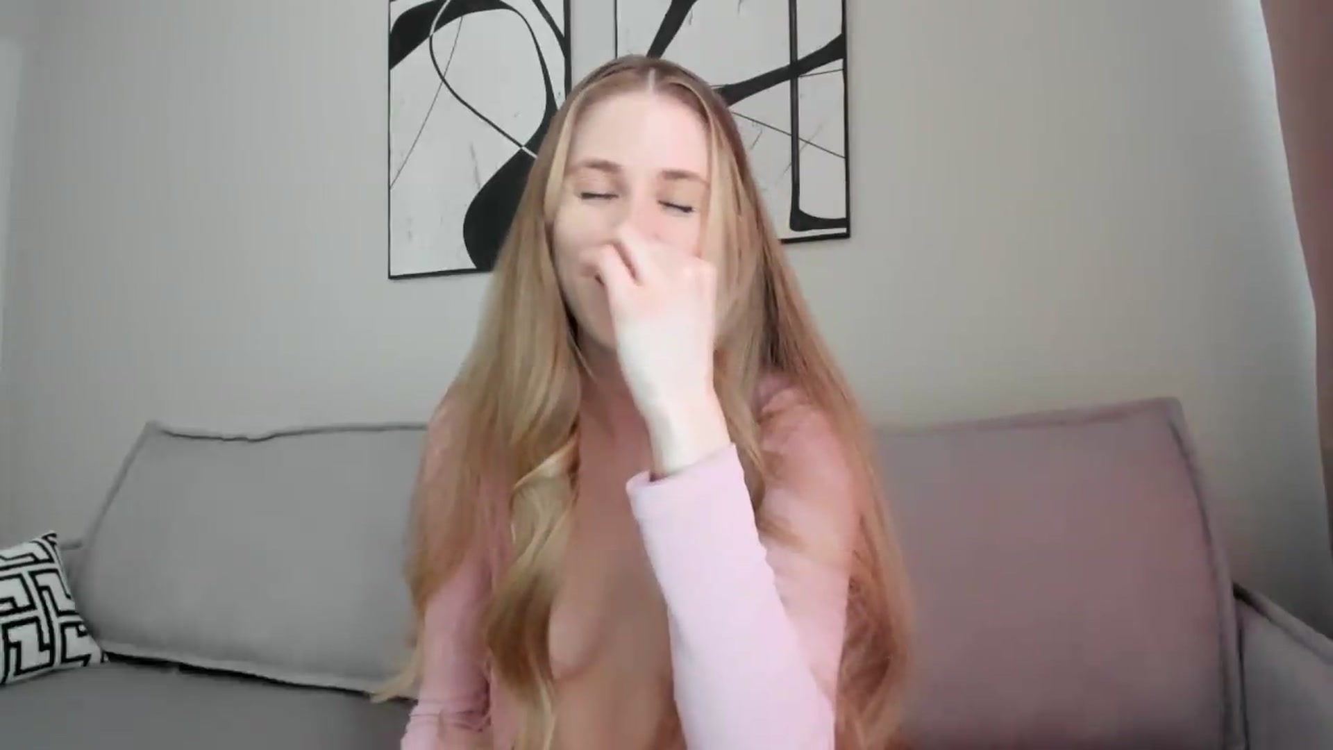 Gallery image thumbnail from Pixelss's myfreecams stream on, 06/27/2026, 08:55 image 17 of 20