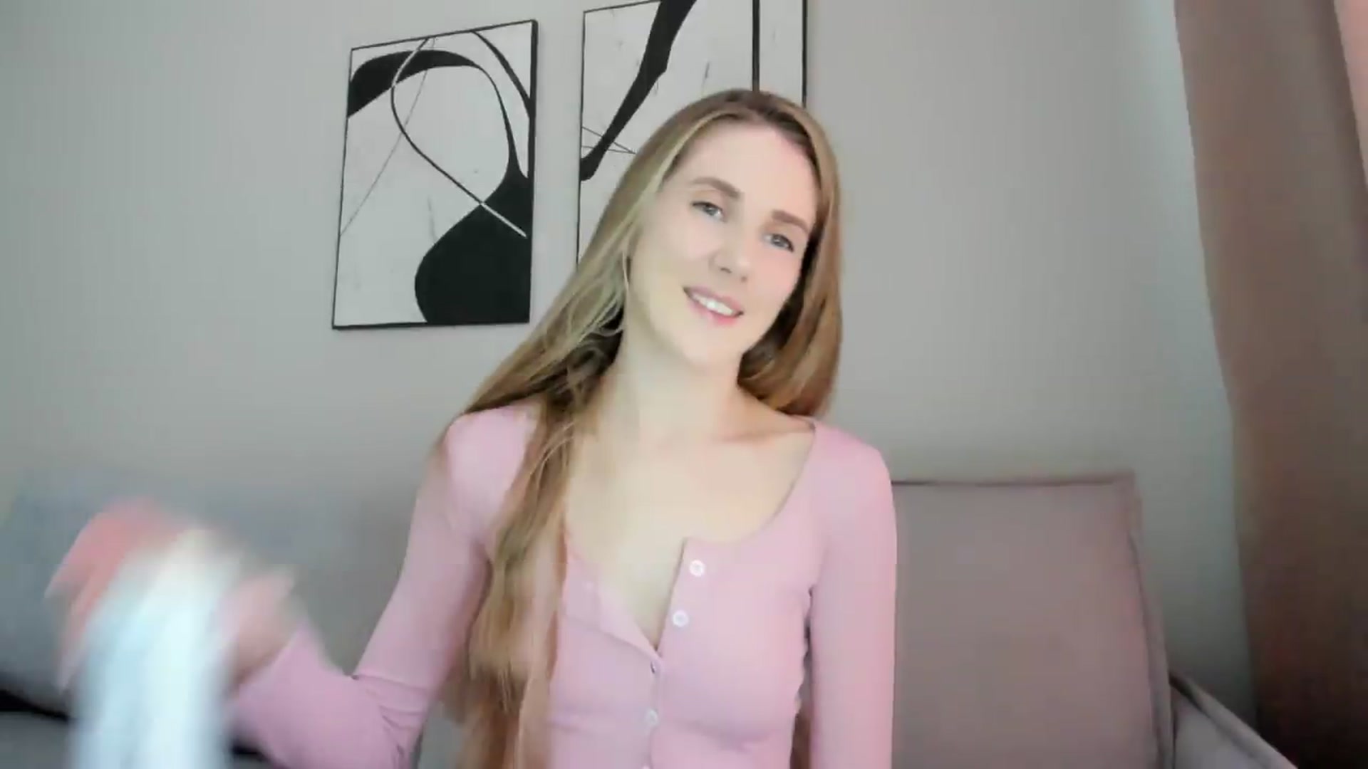 Gallery image thumbnail from Pixelss's myfreecams stream on, 08/08/2026, 08:28 image 2 of 20