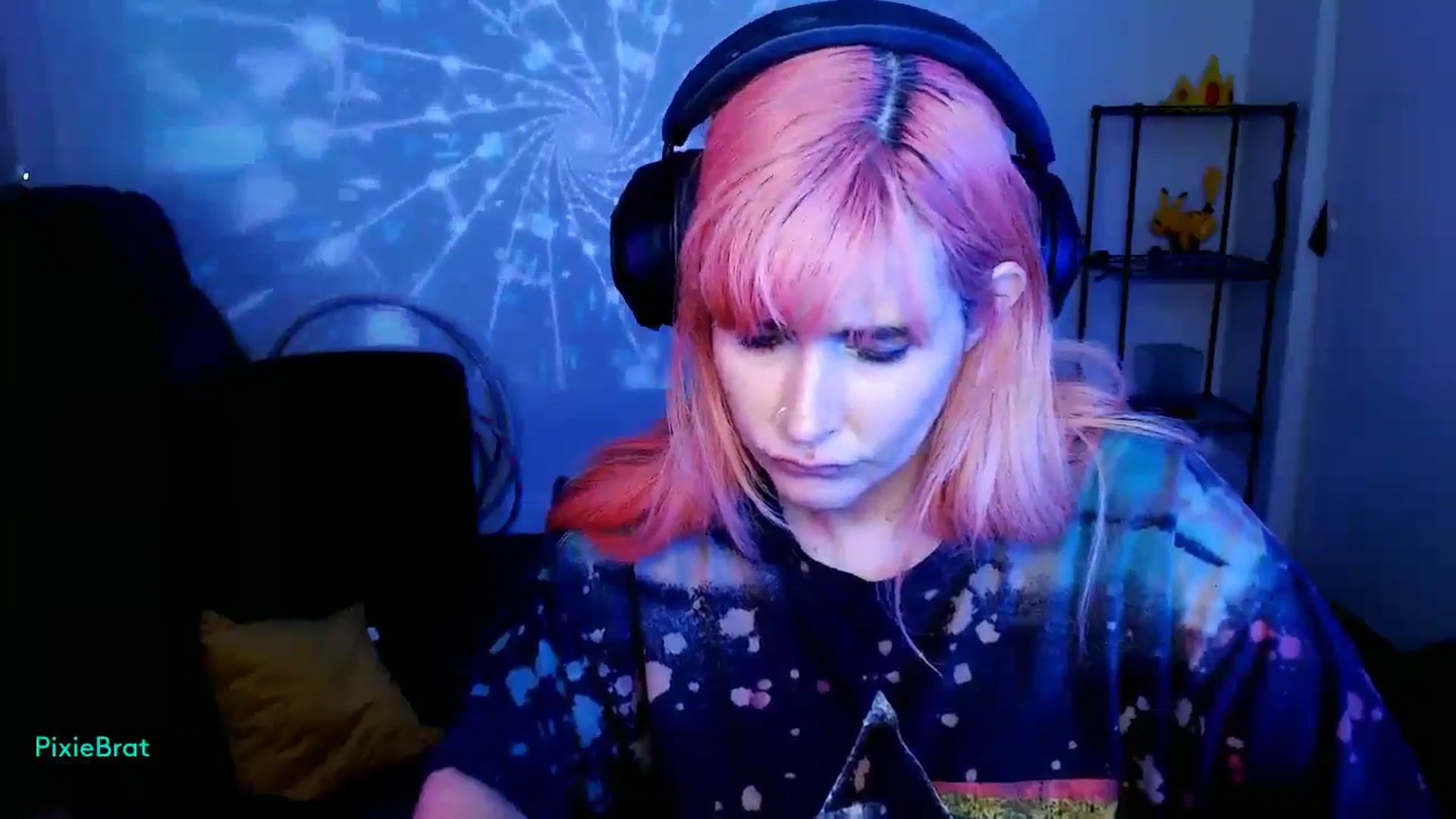 Gallery image thumbnail from PixieBrat's myfreecams stream on, 10/09/2024, 07:44 image 16 of 20