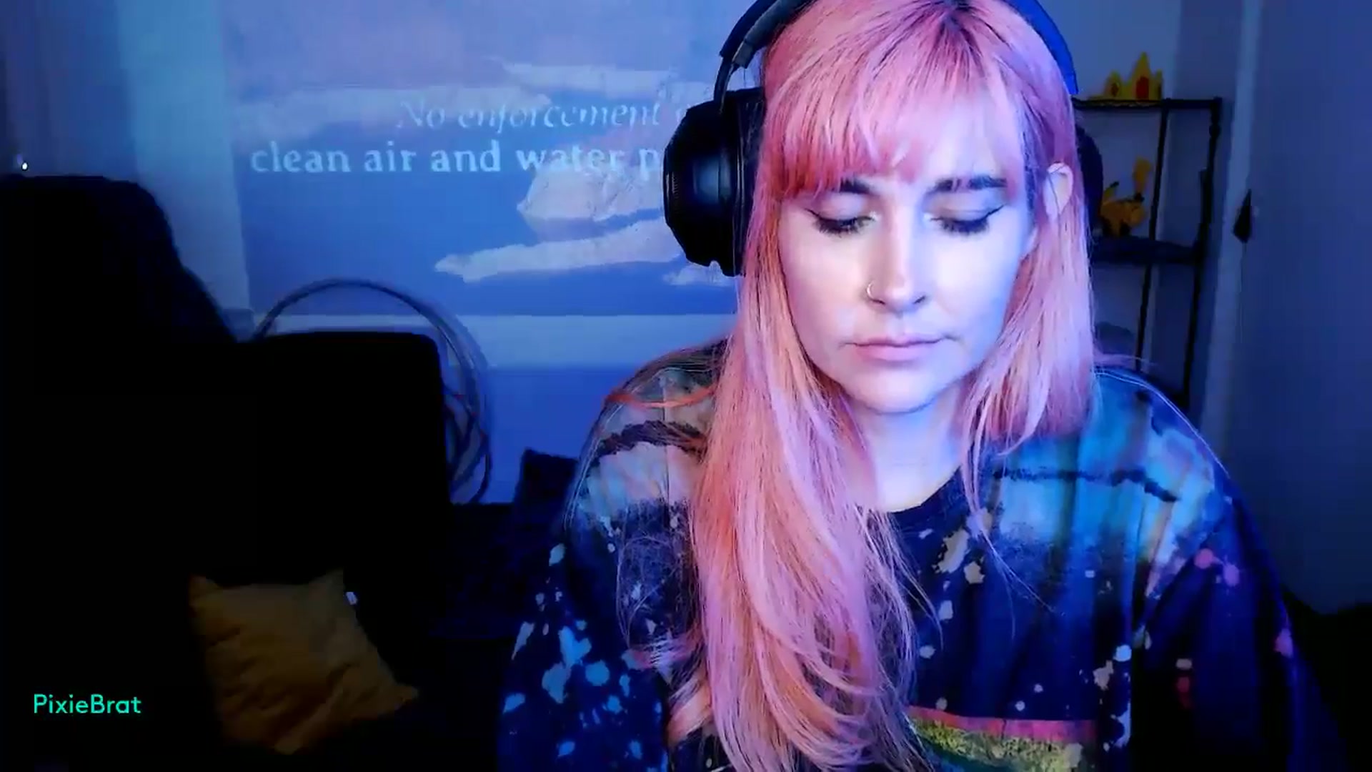 Gallery image thumbnail from PixieBrat's myfreecams stream on, 10/09/2024, 07:44 image 10 of 20