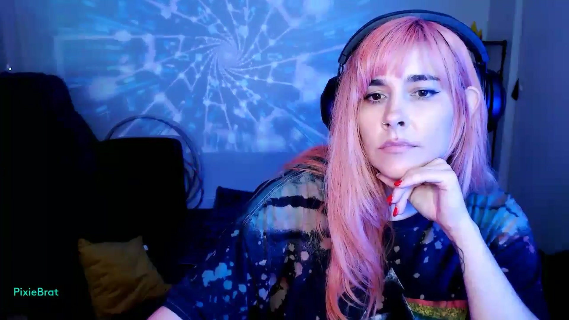 Gallery image thumbnail from PixieBrat's myfreecams stream on, 10/09/2024, 07:44 image 3 of 20