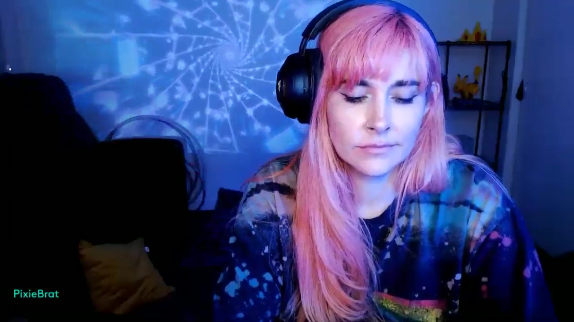 Gallery image thumbnail from PixieBrat's myfreecams stream on, 10/09/2024, 07:44 image 13 of 20