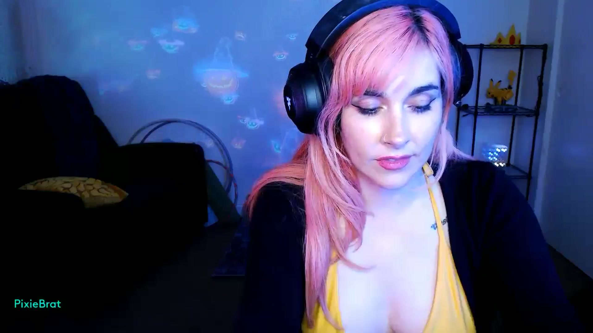Gallery image thumbnail from PixieBrat's myfreecams stream on, 10/16/2024, 05:51 image 19 of 20
