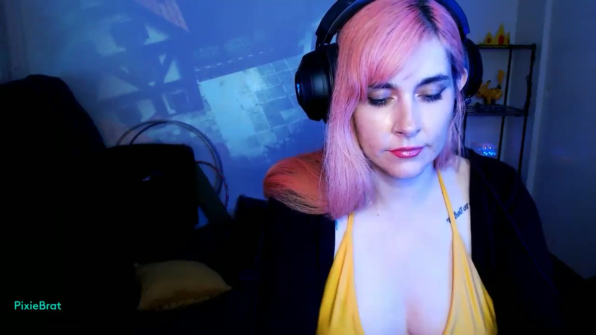 Gallery image thumbnail from PixieBrat's myfreecams stream on, 10/16/2024, 07:44 image 15 of 20