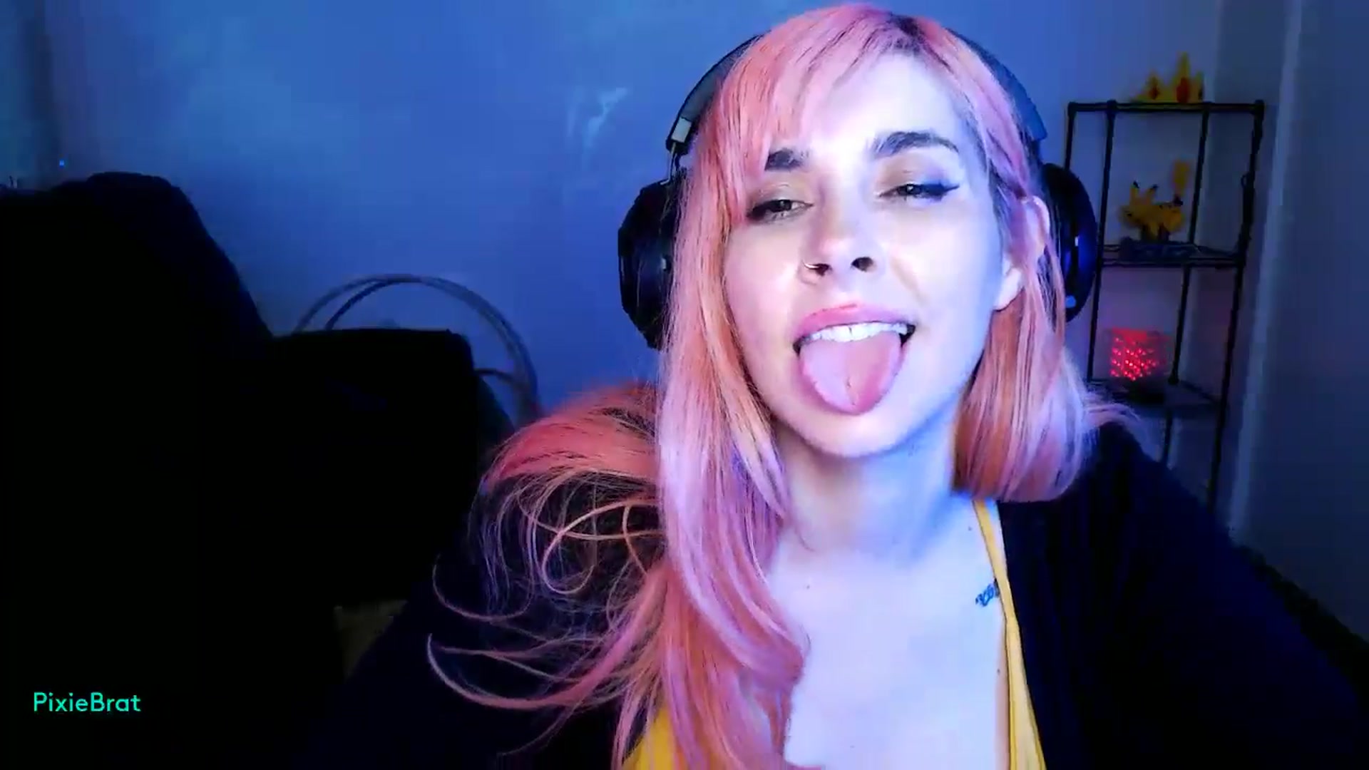 Gallery image thumbnail from PixieBrat's myfreecams stream on, 10/16/2024, 07:44 image 4 of 20