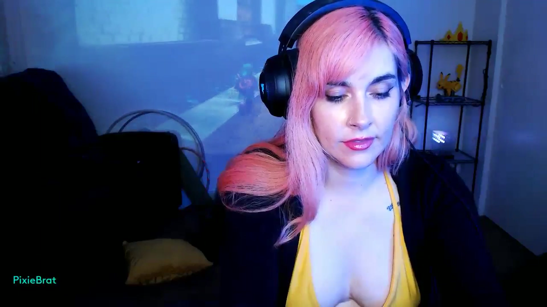 Gallery image thumbnail from PixieBrat's myfreecams stream on, 10/16/2024, 07:44 image 16 of 20