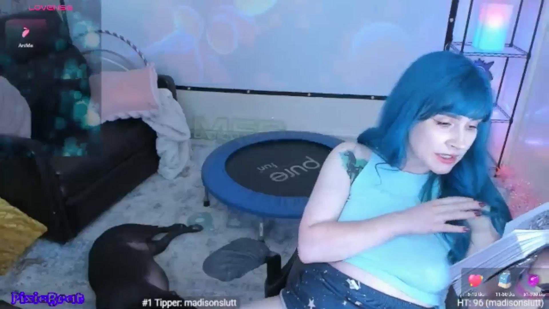 Gallery image thumbnail from PixieBrat's myfreecams stream on, 05/01/2026, 07:27 image 15 of 20