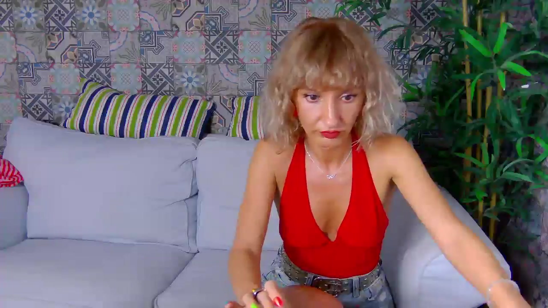 Gallery image thumbnail from PixieSabrina's myfreecams stream on, 09/14/2025, 19:01 image 4 of 20
