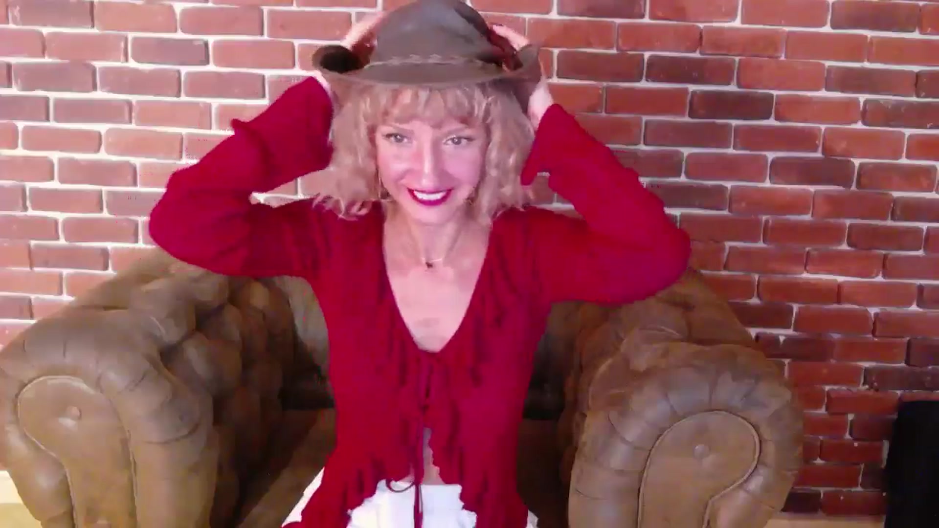 Gallery image thumbnail from PixieSabrina's myfreecams stream on, 10/05/2025, 20:10 image 13 of 20