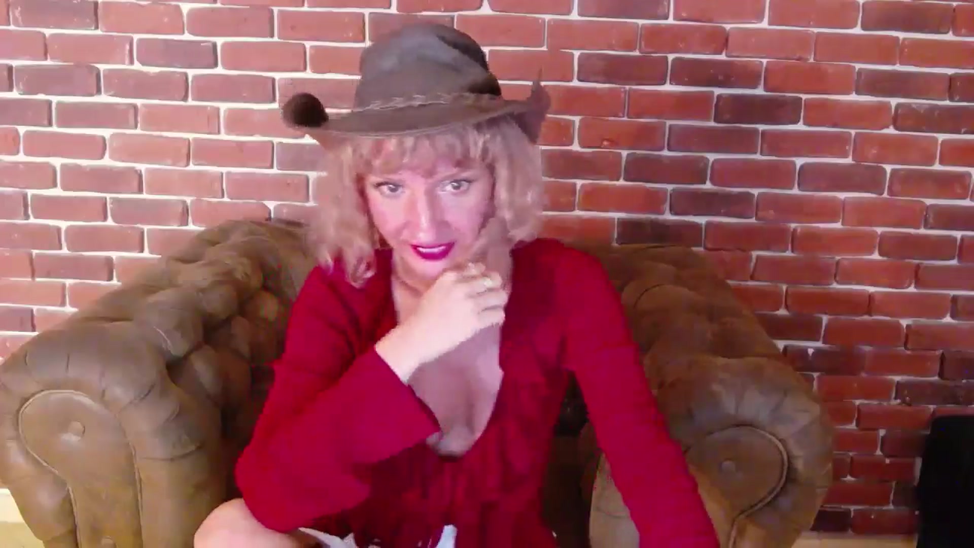 Gallery image thumbnail from PixieSabrina's myfreecams stream on, 10/05/2025, 20:10 image 11 of 20