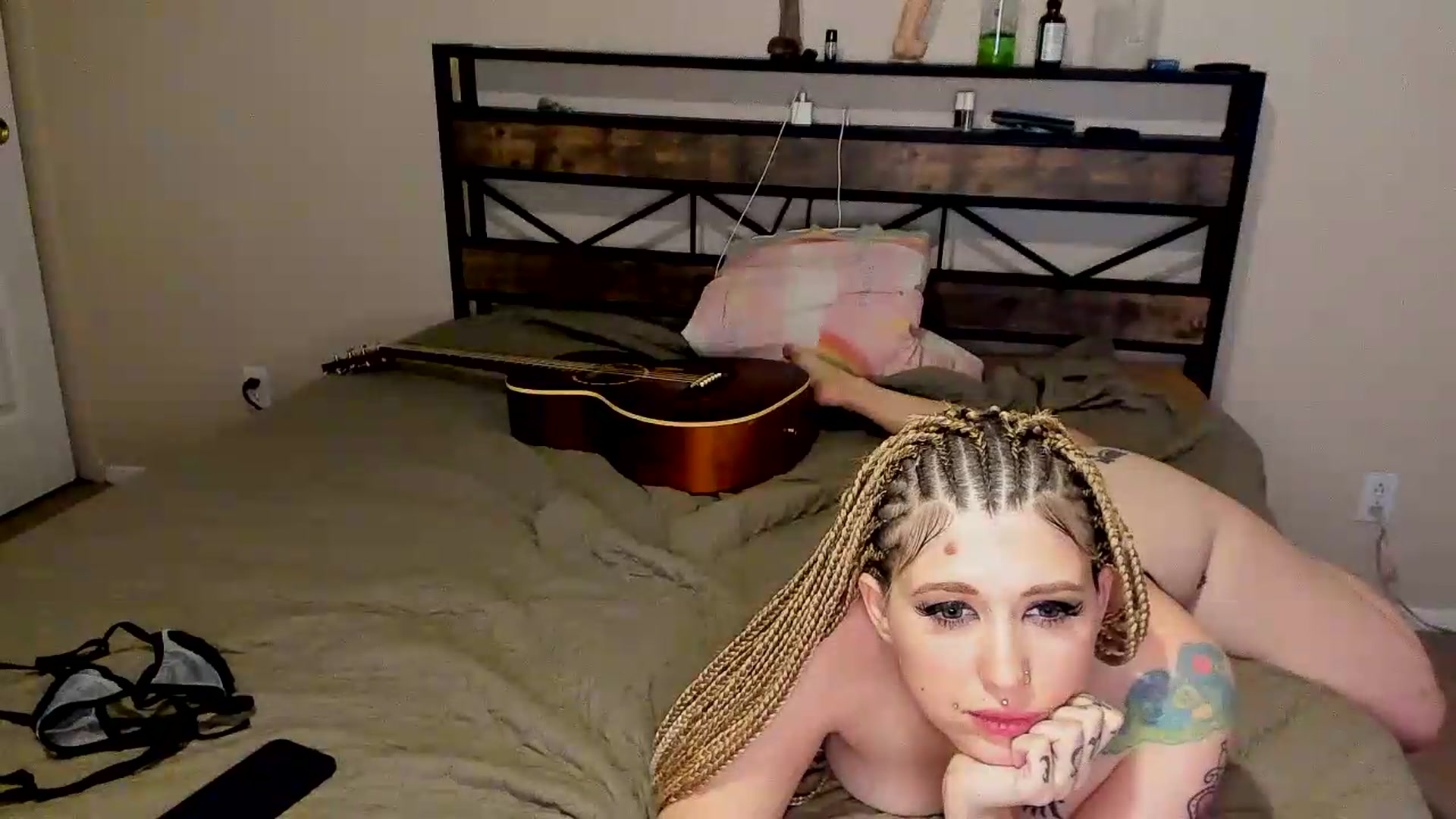 Gallery image thumbnail from PixieSmiles's myfreecams stream on, 06/27/2026, 10:04 image 16 of 20