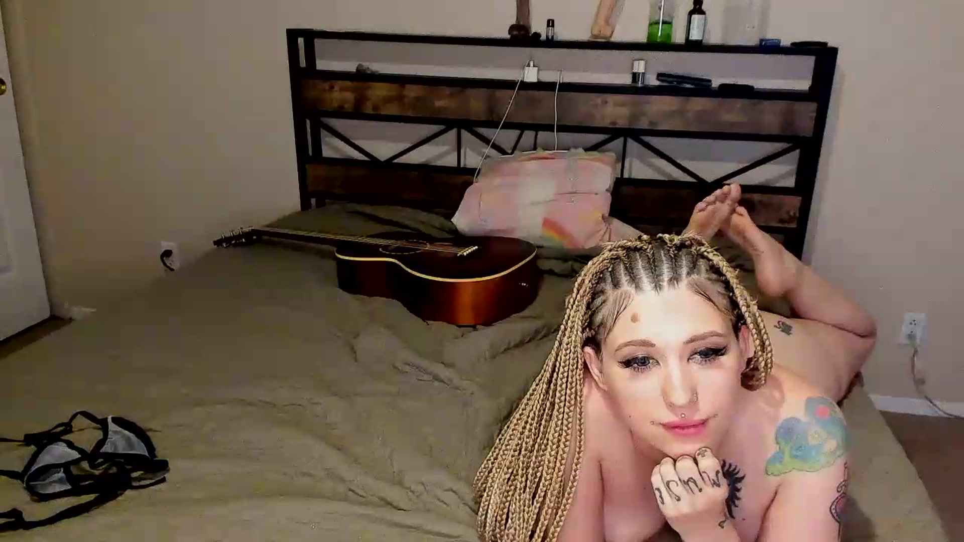Gallery image thumbnail from PixieSmiles's myfreecams stream on, 06/27/2026, 10:04 image 19 of 20