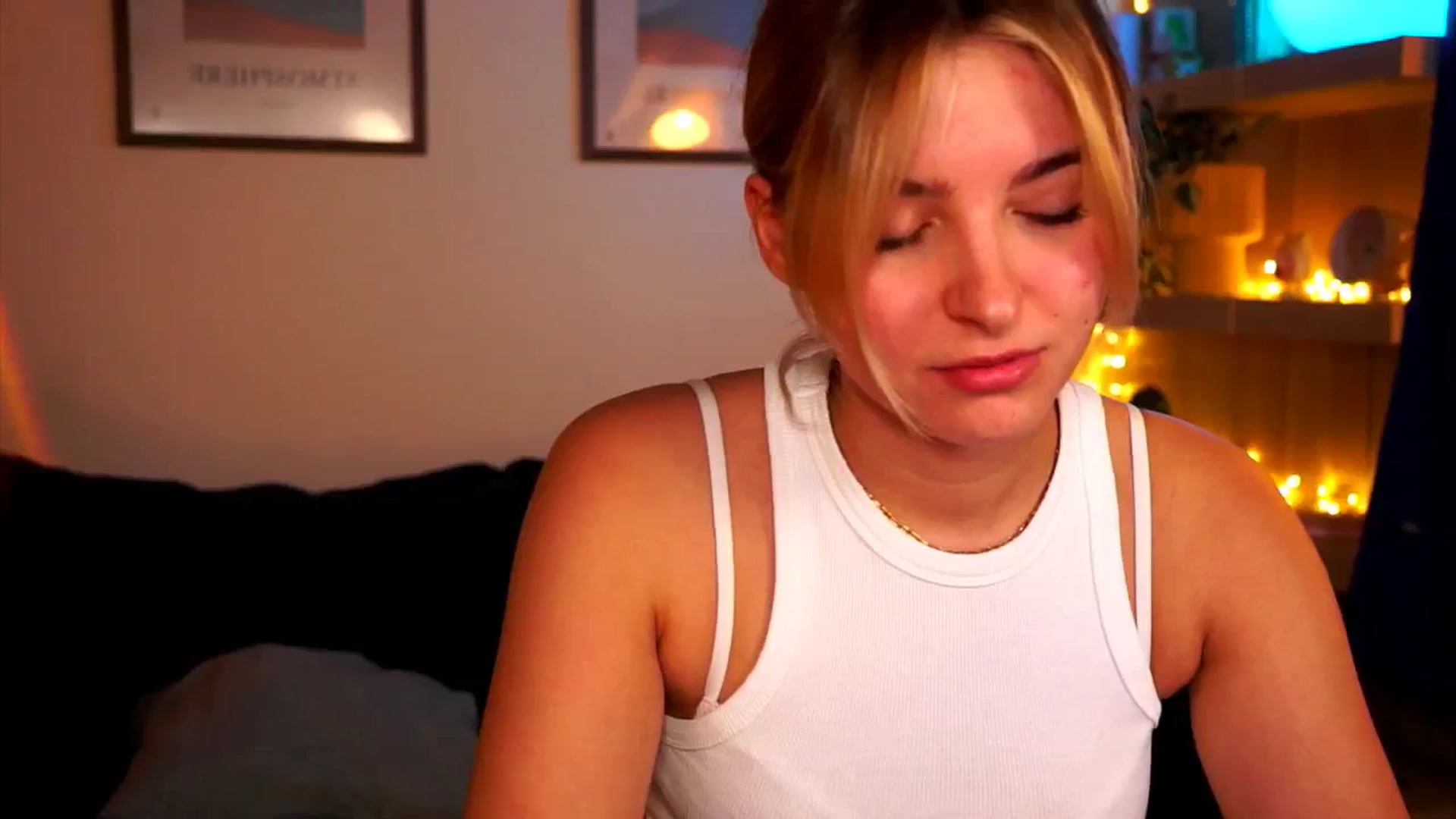 Gallery image thumbnail from Pixie_Pie's myfreecams stream on, 03/05/2026, 14:50 image 7 of 20