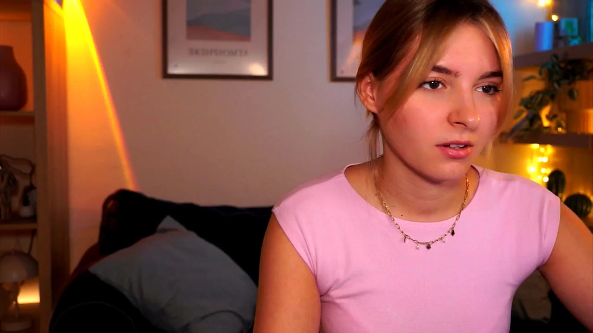Gallery image thumbnail from Pixie_Pie's myfreecams stream on, 03/08/2026, 14:27 image 6 of 20