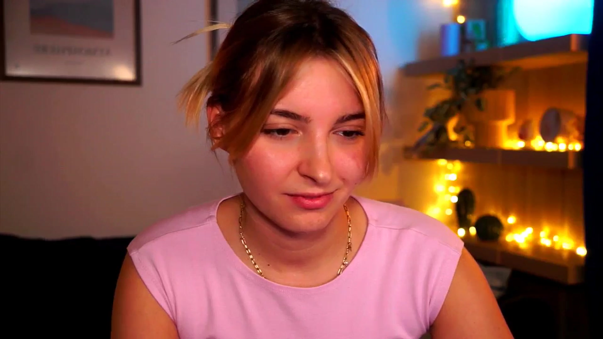 Gallery image thumbnail from Pixie_Pie's myfreecams stream on, 03/08/2026, 18:51 image 9 of 20