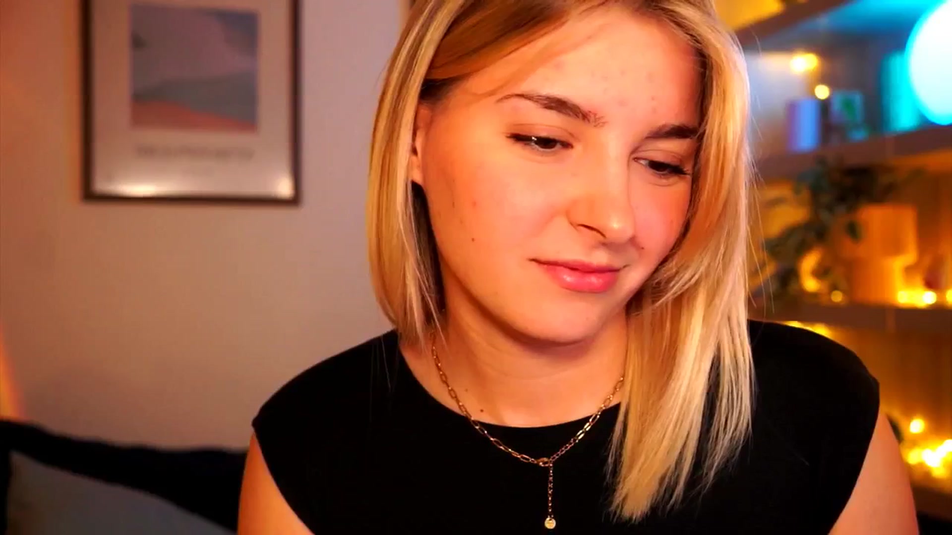 Gallery image thumbnail from Pixie_Pie's myfreecams stream on, 03/10/2026, 14:27 image 15 of 20