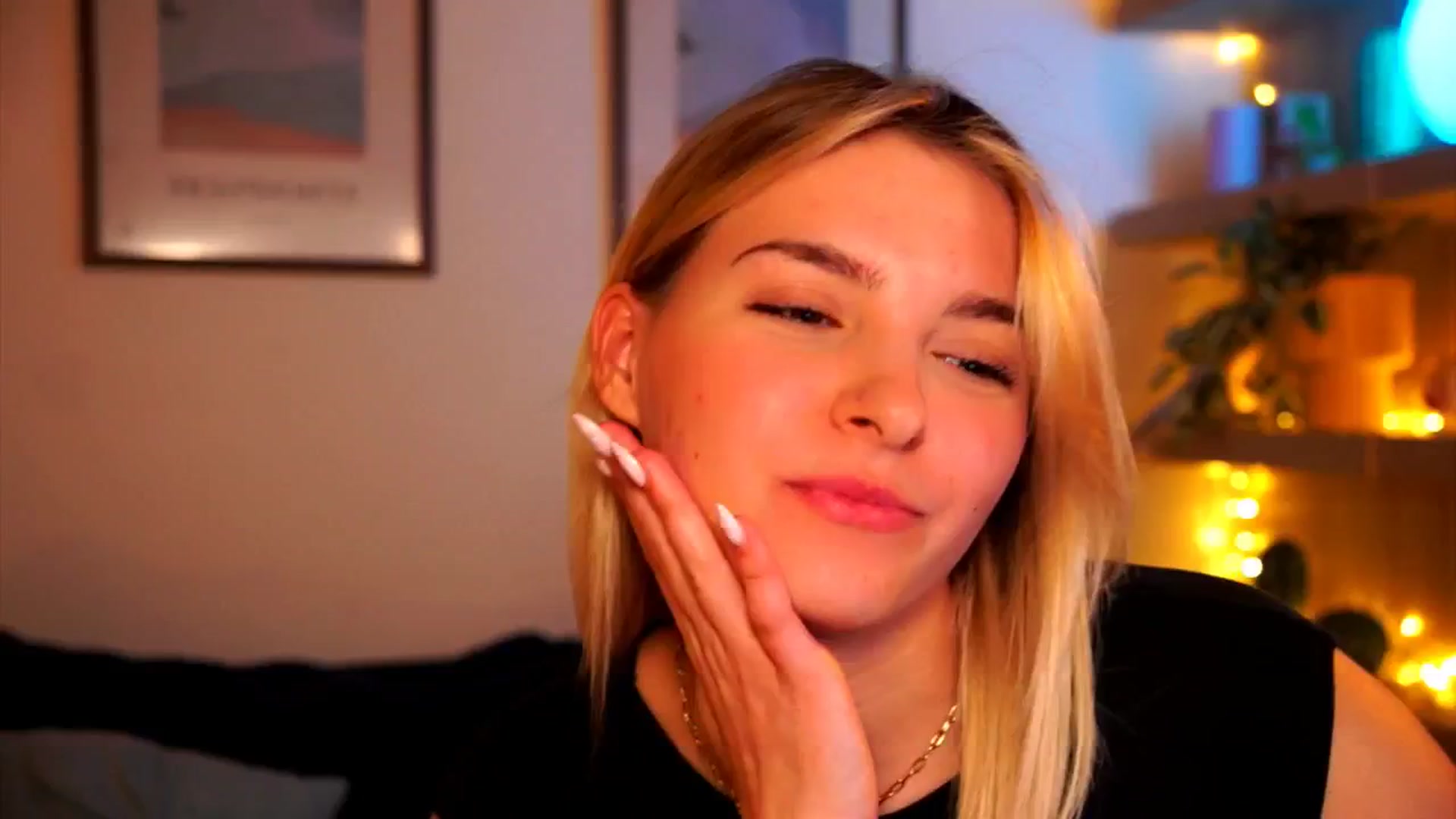 Gallery image thumbnail from Pixie_Pie's myfreecams stream on, 03/10/2026, 14:27 image 5 of 20