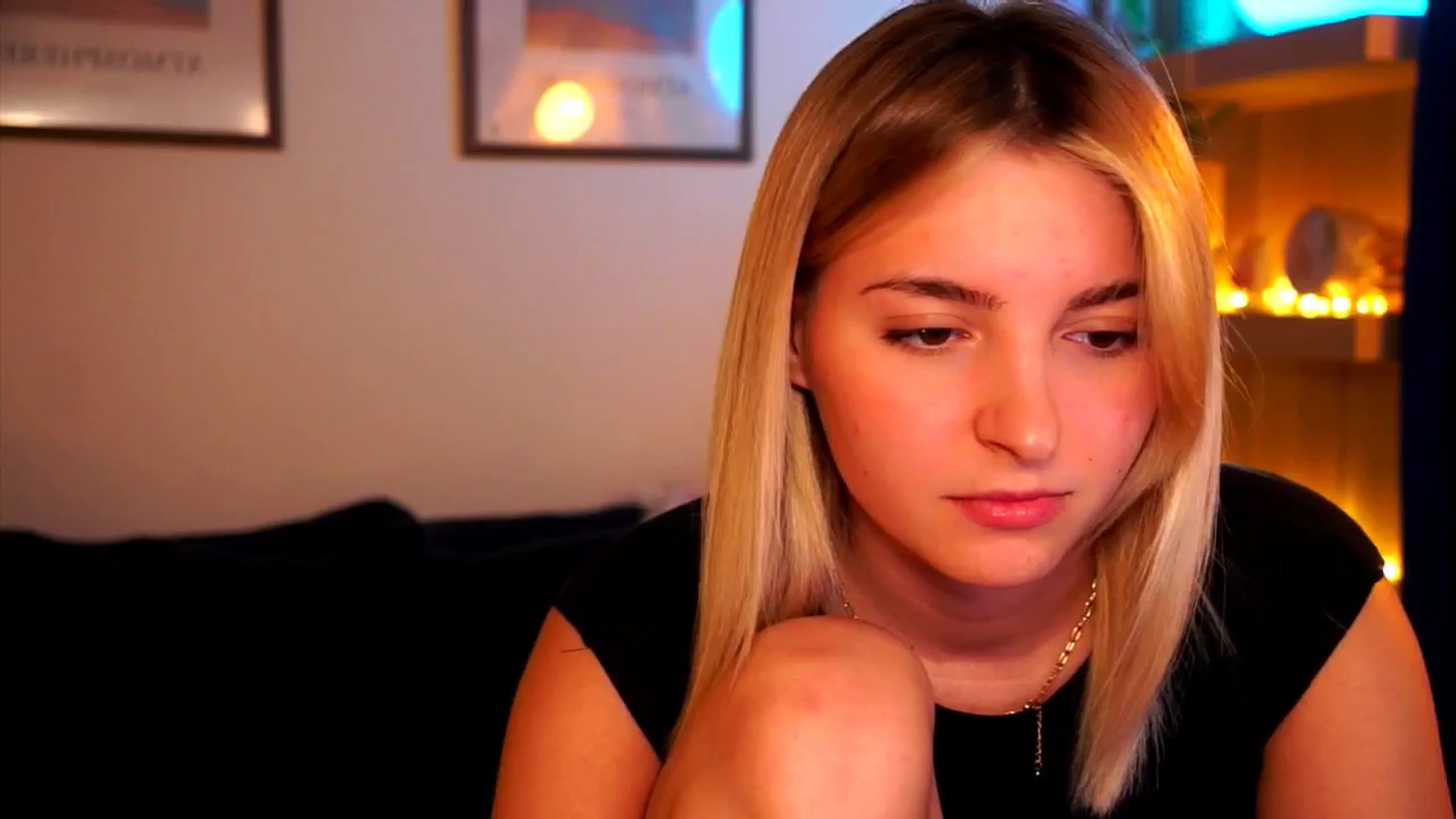 Gallery image thumbnail from Pixie_Pie's myfreecams stream on, 03/10/2026, 16:17 image 10 of 20