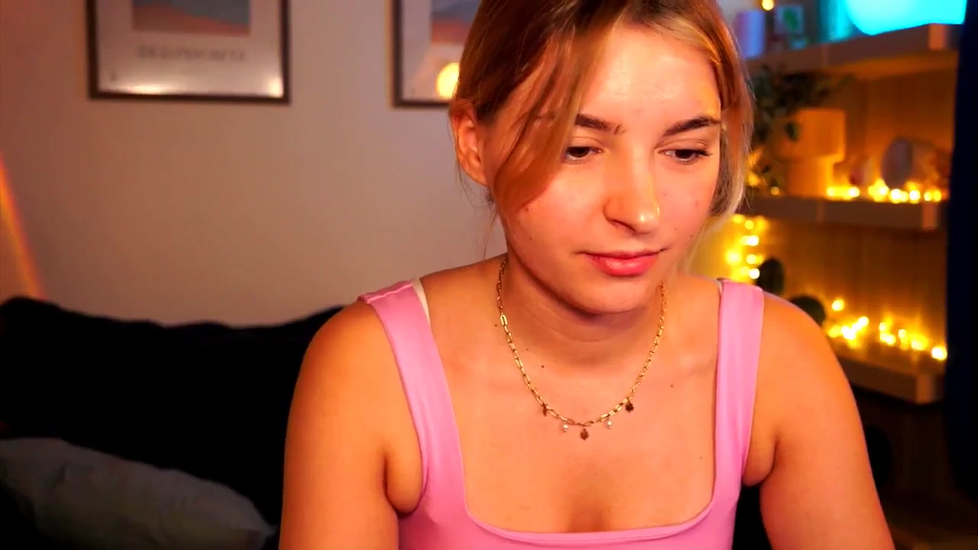 Gallery image thumbnail from Pixie_Pie's myfreecams stream on, 03/11/2026, 14:27 image 13 of 20