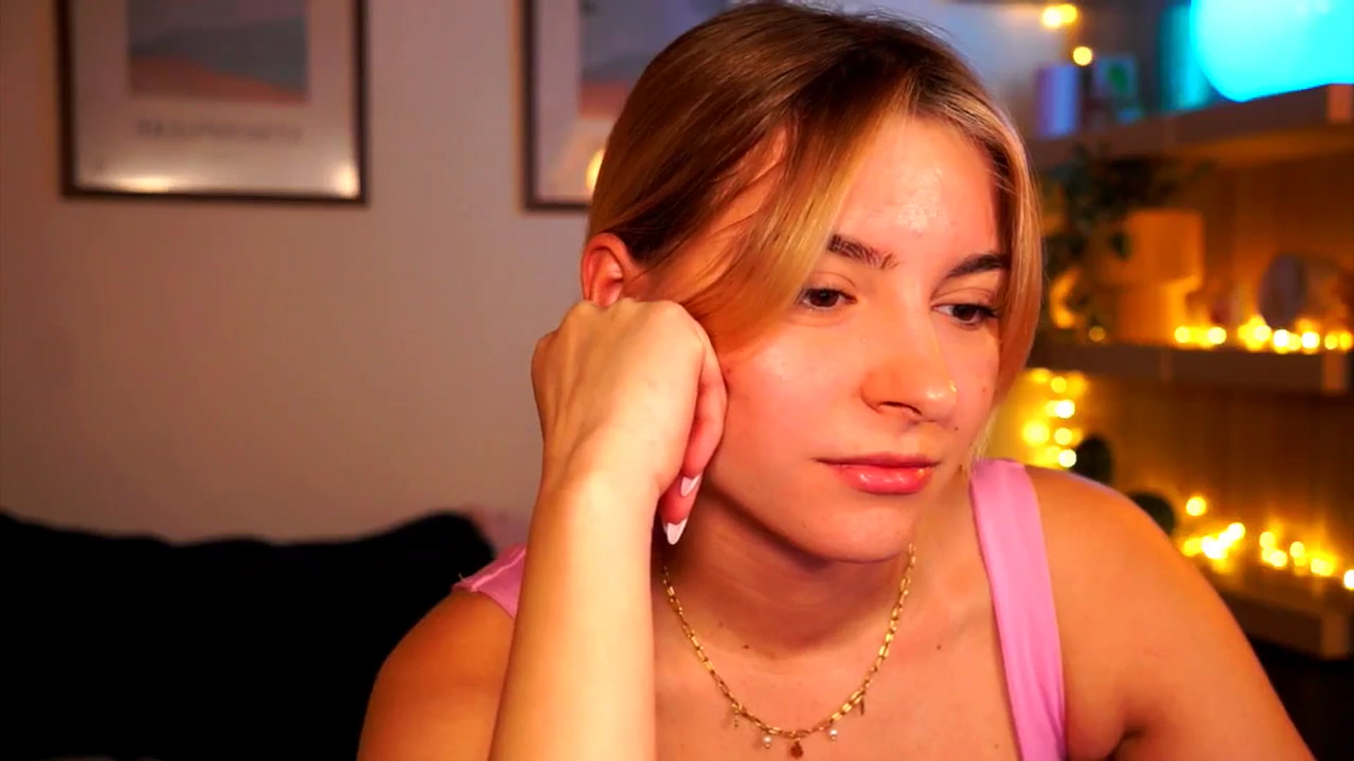 Gallery image thumbnail from Pixie_Pie's myfreecams stream on, 03/11/2026, 14:27 image 3 of 20