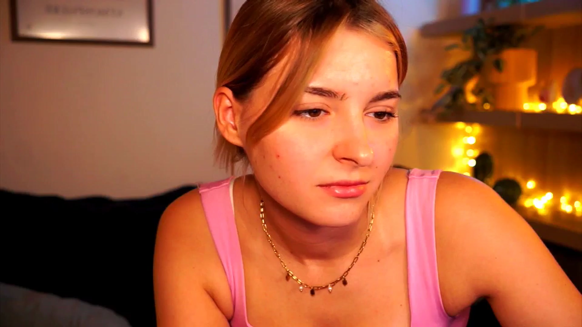 Gallery image thumbnail from Pixie_Pie's myfreecams stream on, 03/11/2026, 14:27 image 11 of 20