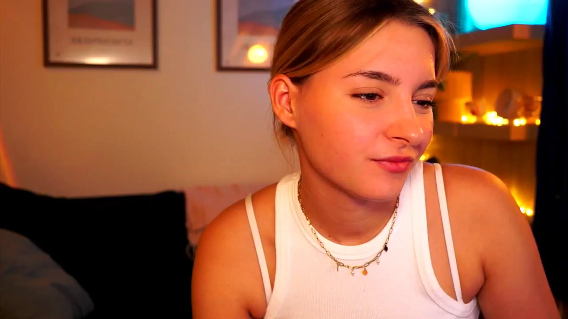 Gallery image thumbnail from Pixie_Pie's myfreecams stream on, 03/14/2026, 14:06 image 7 of 20