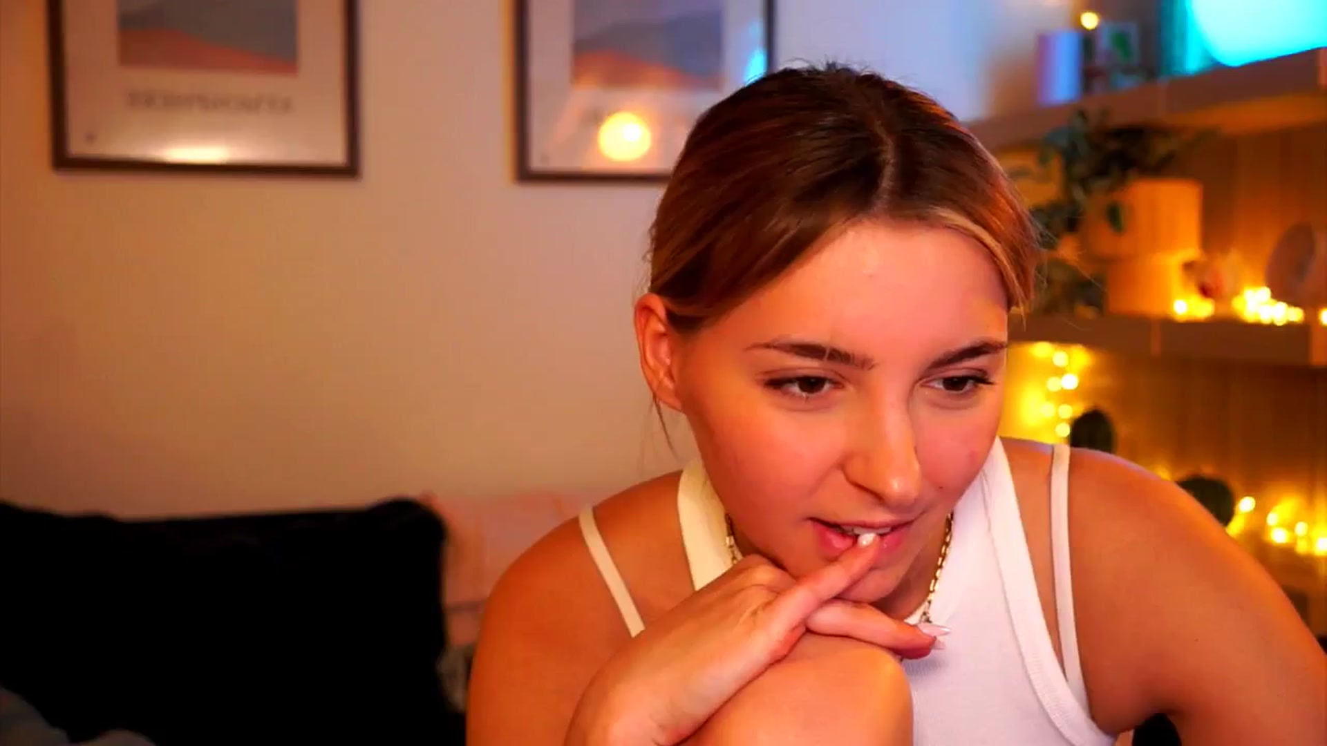 Gallery image thumbnail from Pixie_Pie's myfreecams stream on, 03/14/2026, 14:06 image 19 of 20